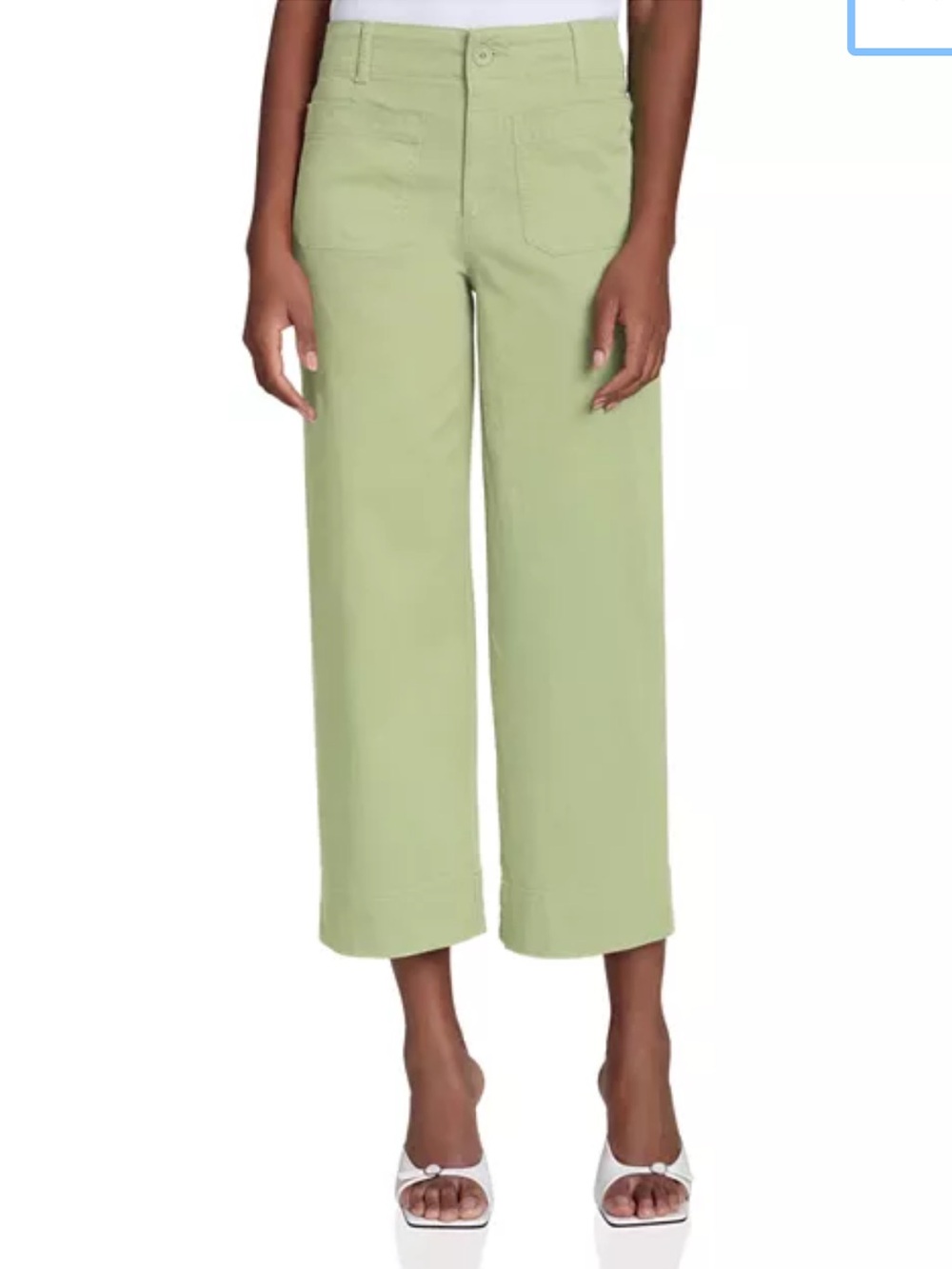 Bagatelle High Rise Patch Pockets Crop Pant in Pale Pistachio